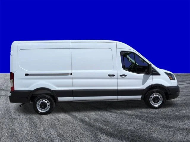 New 2026 Oxford White Ford Cargo Van image 3