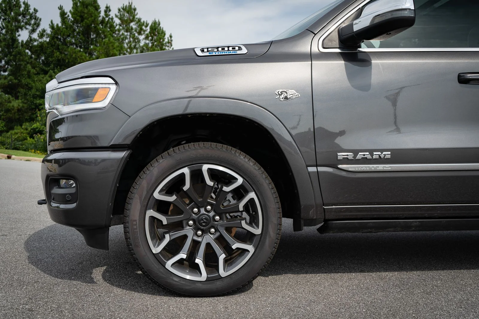 2026 RAM 1500 Limited - Photo 11