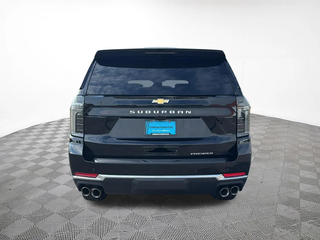2026 Chevrolet Suburban Premier - Photo 10