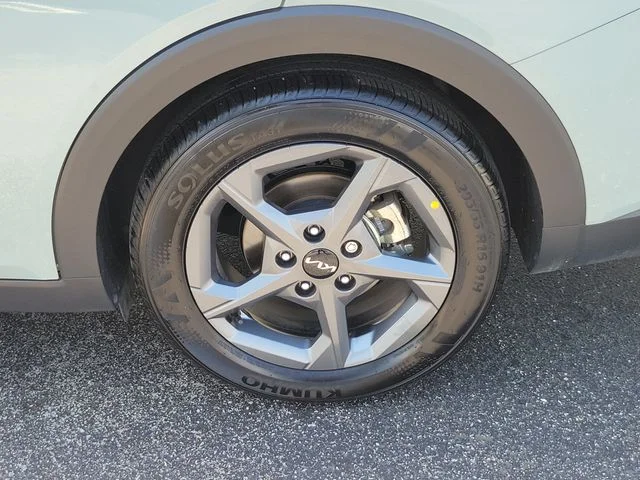 Used 2025 Gray Kia LXS image 7