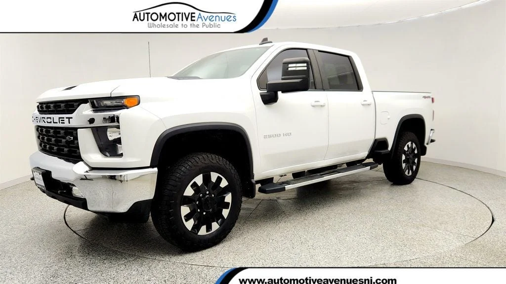 2020 Chevrolet Silverado HD LT 4WD Crew Cab Standard Box's photo