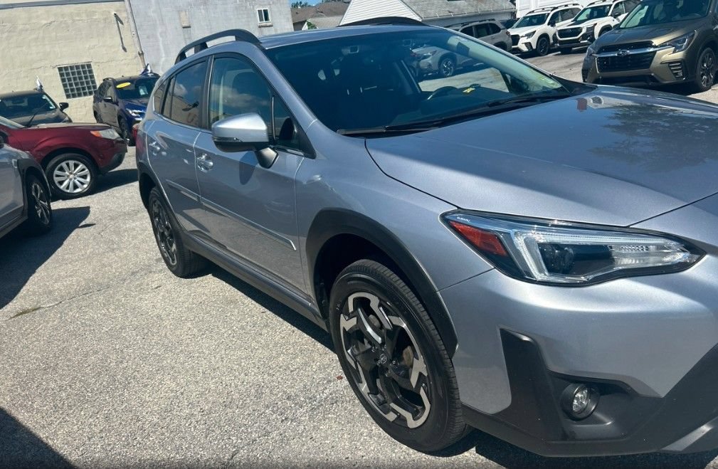 Used 2022 Ice Silver Metallic Subaru Limited image 4
