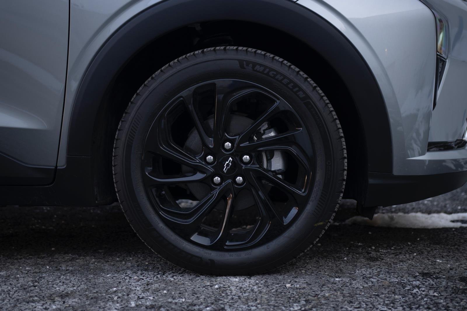 2027 Chevrolet Bolt RS - Photo 10