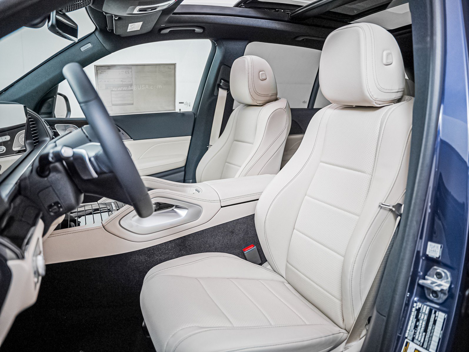 New 2026 Twilight Blue Metallic Mercedes-Benz GLE 350 image 11