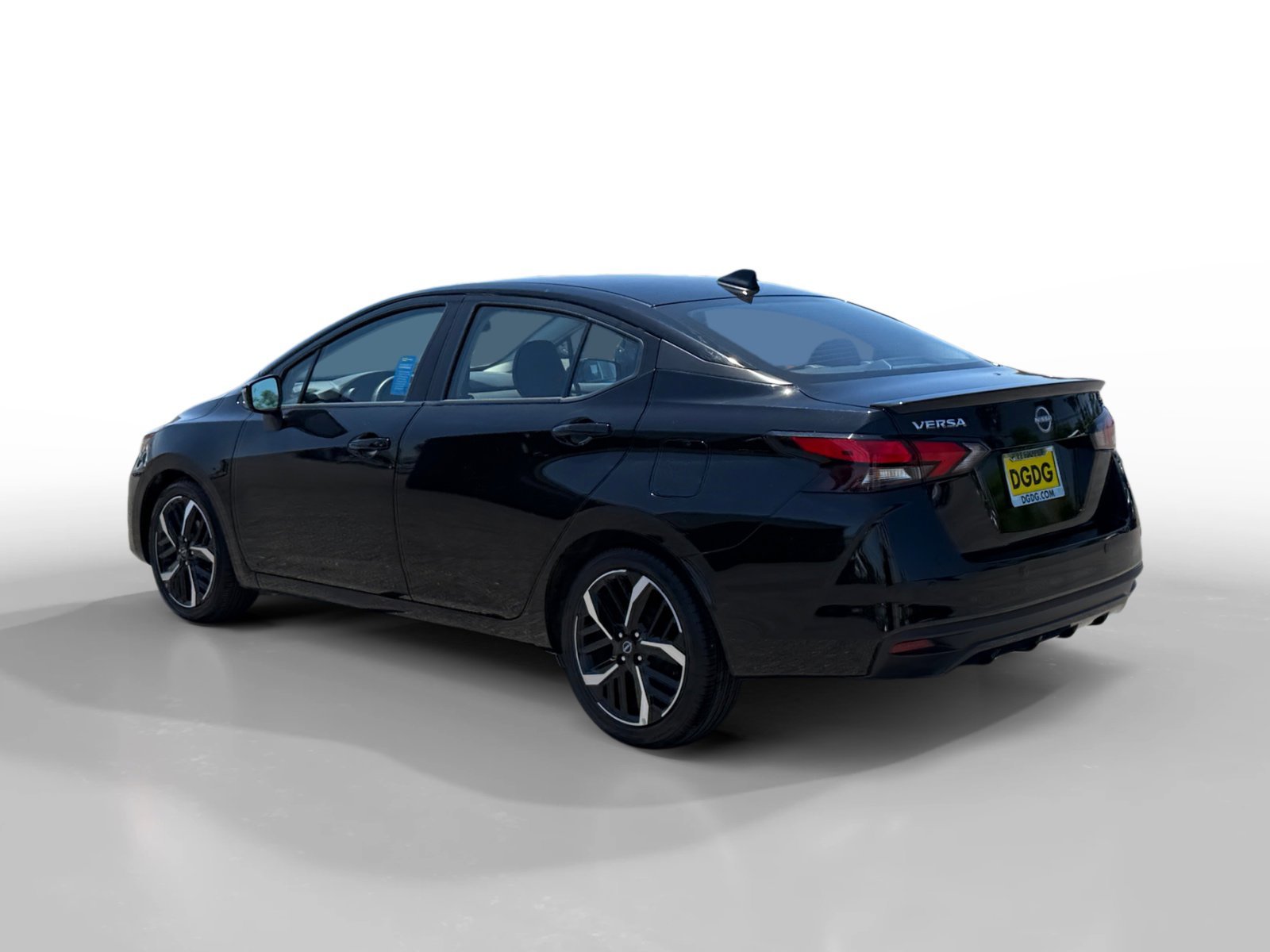 Used 2024 Super Black Nissan 1.6 SR image 3