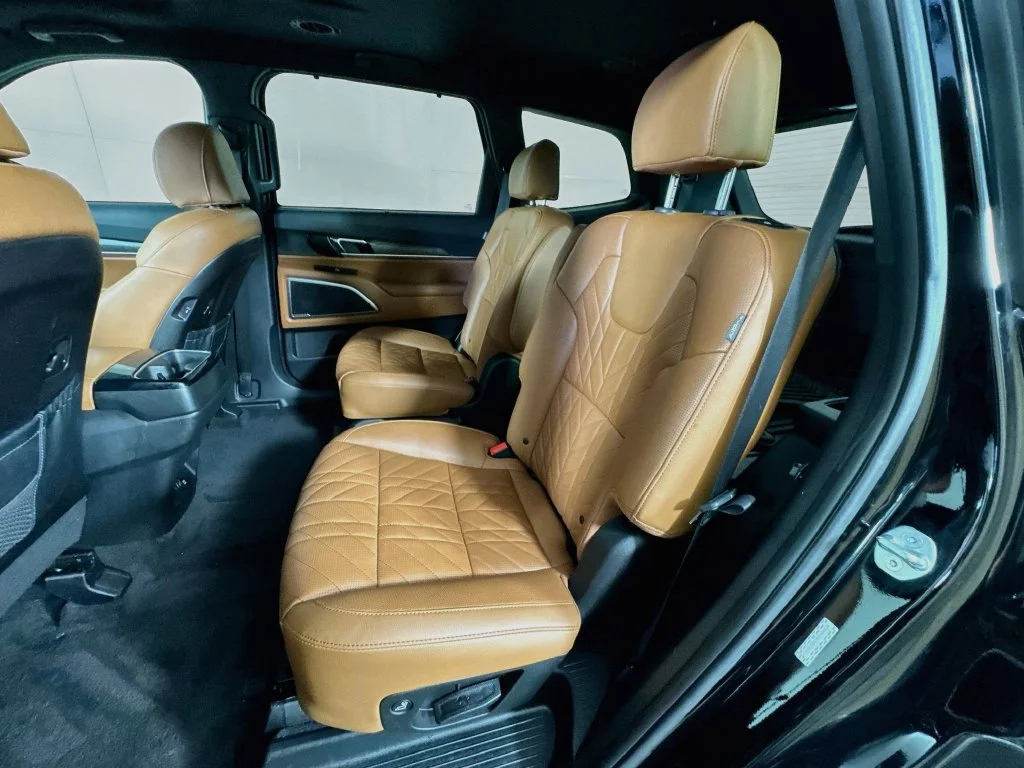 Used 2024 Black Kia EX X-Line image 32
