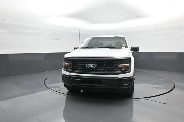 Used 2025 Oxford White Ford XL image 3