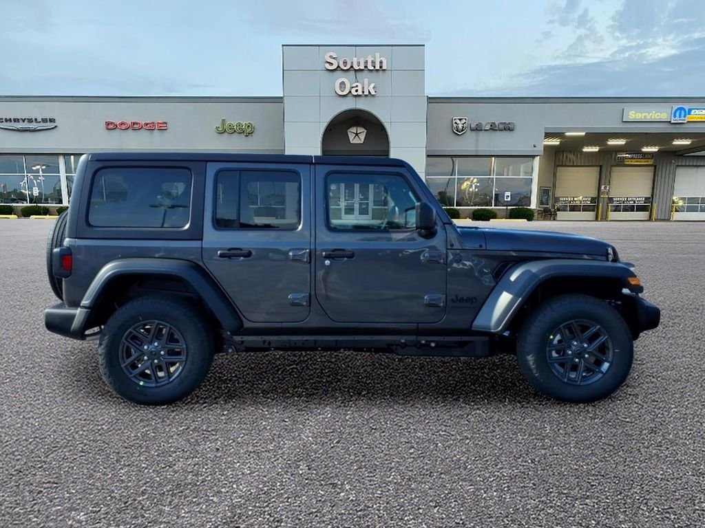 New 2026 Granite Crystal Metallic Clear-Coat Exterior Paint Jeep Sport S image 2
