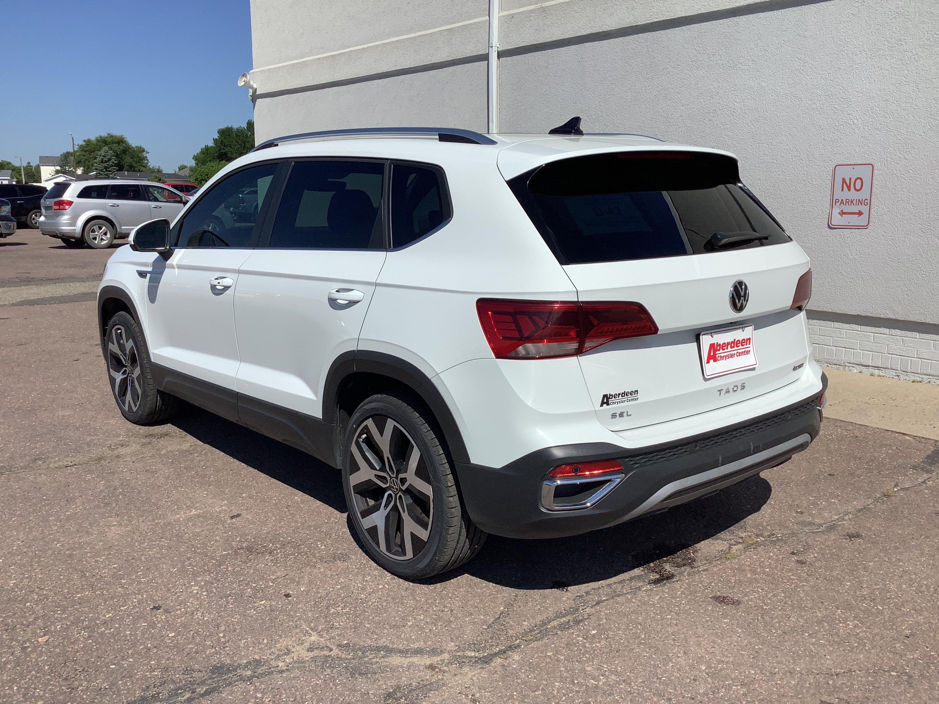 Used 2022 White Volkswagen 1.5T SEL image 6