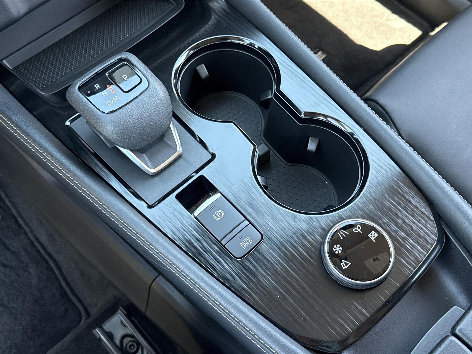 Used 2023 Gun Metallic Nissan SL image 10