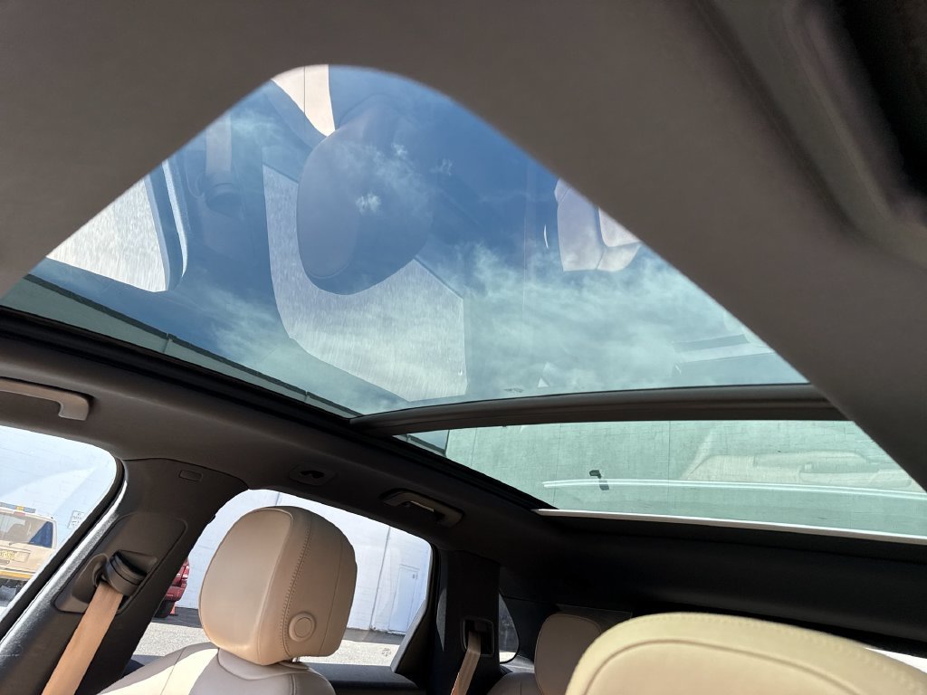 Used 2020 Blue Porsche Base image 13