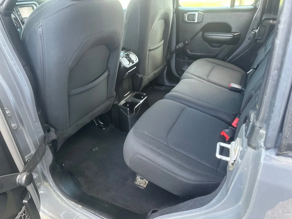 Used 2019 Gray Jeep Unlimited Sport image 22