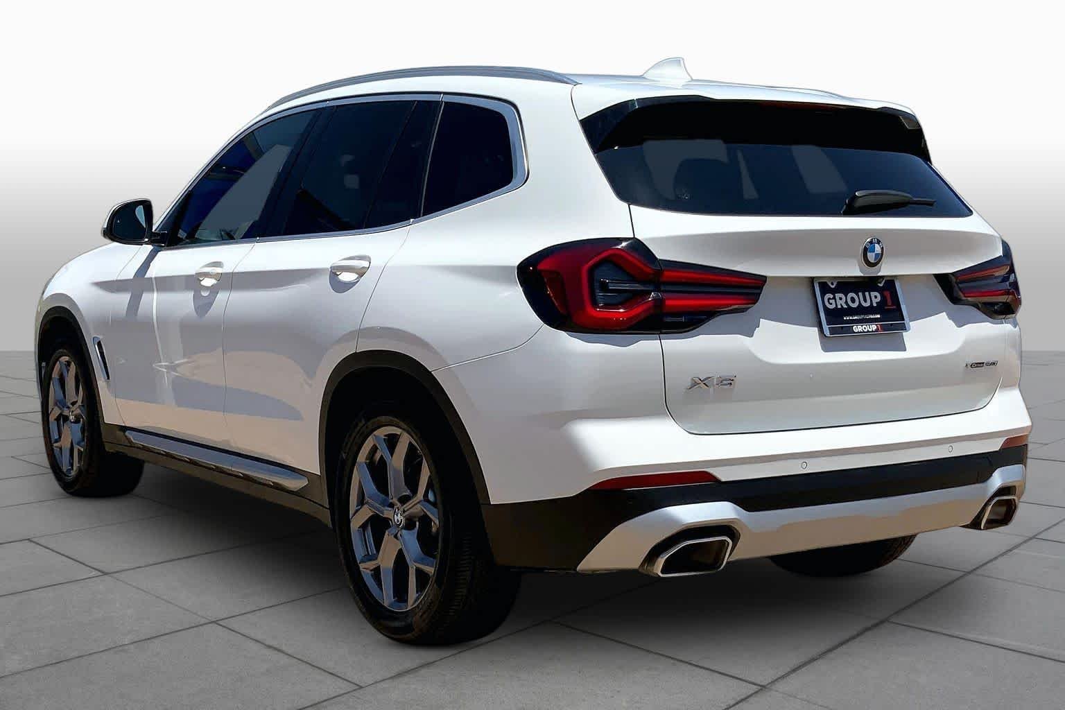 Used 2022 Alpine White BMW xDrive30i image 12