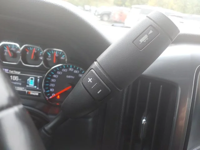 Used 2014 Black Chevrolet LT image 18