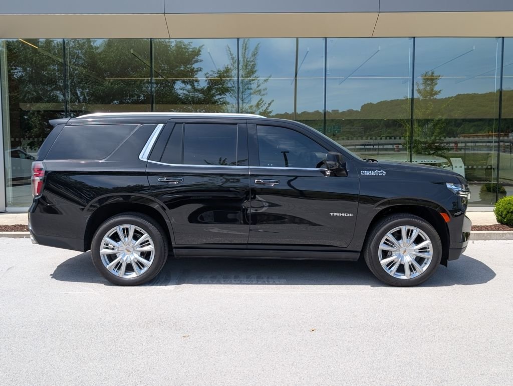 Used 2024 Black Chevrolet High Country image 8