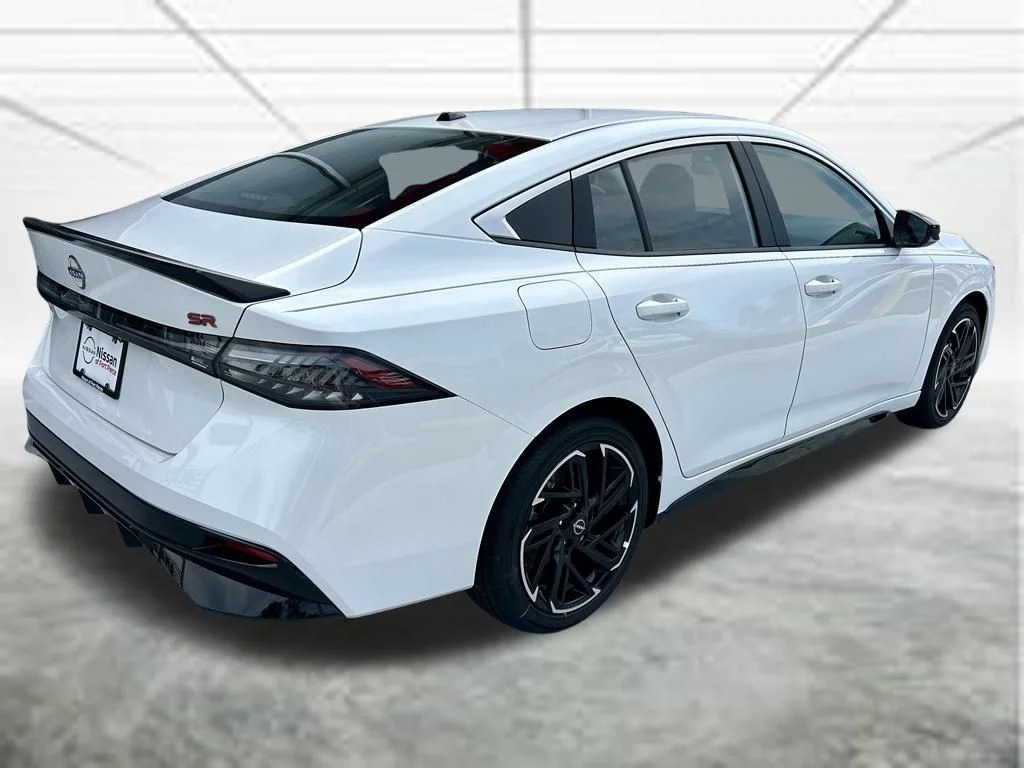 New 2026 Aspen White TriCoat Nissan SR image 5