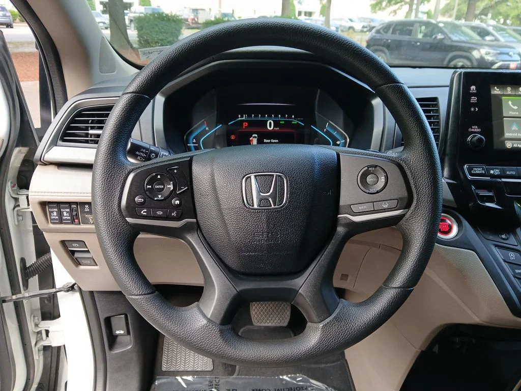 Used 2020  Honda EX image 29