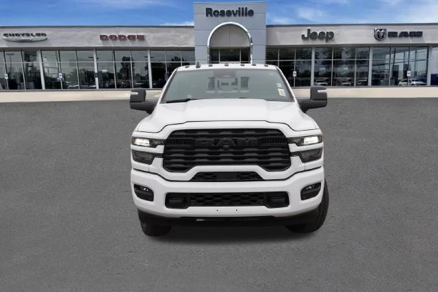 New 2027 White Ram Big Horn image 8