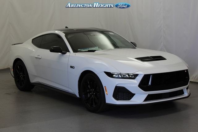 2026 Ford Mustang GT Fastback's photo