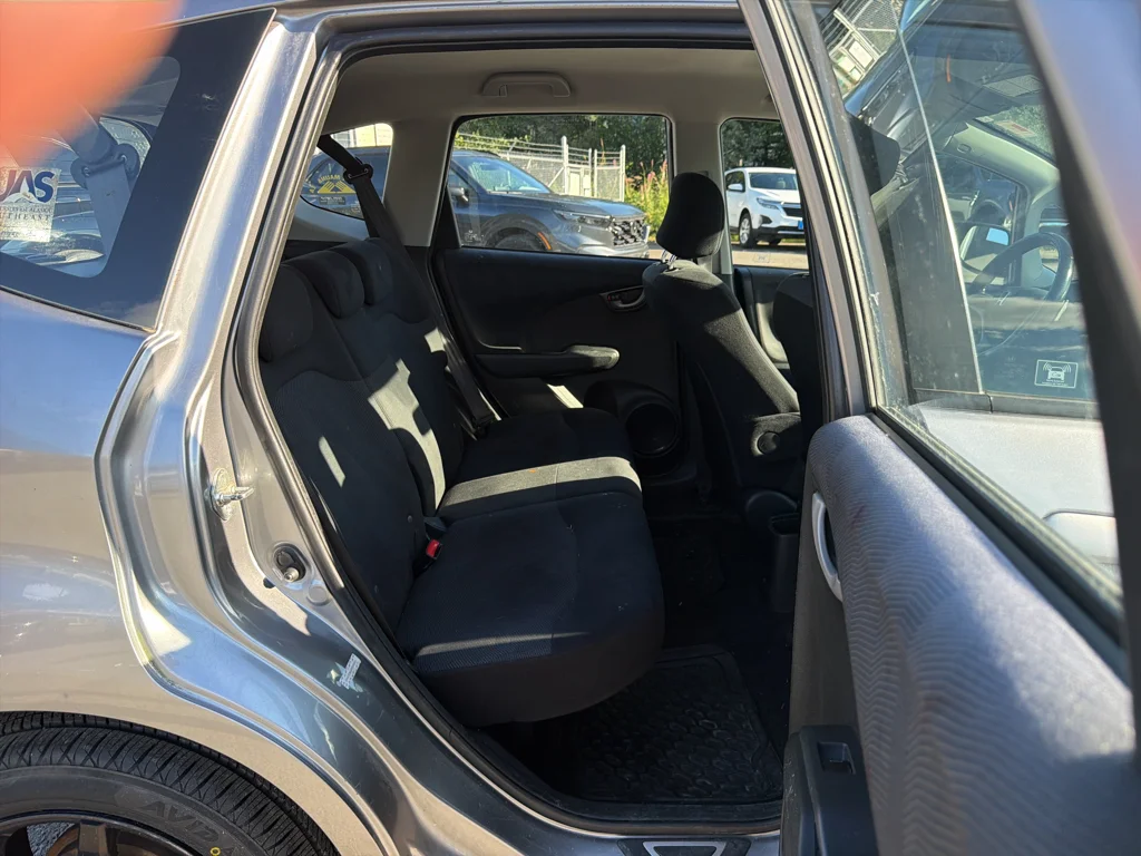 Used 2009 Silver Honda Sport image 12