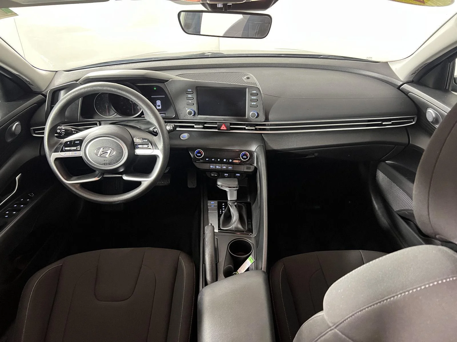 Used 2023 Phantom Black Hyundai SEL image 14