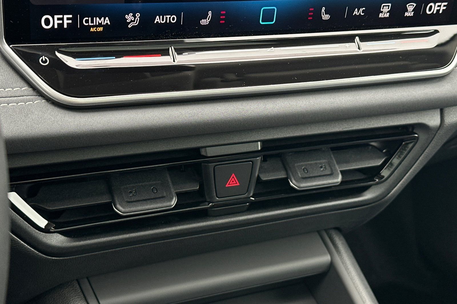 New 2026 Deep Black Pearl Volkswagen 2.0T SE image 20