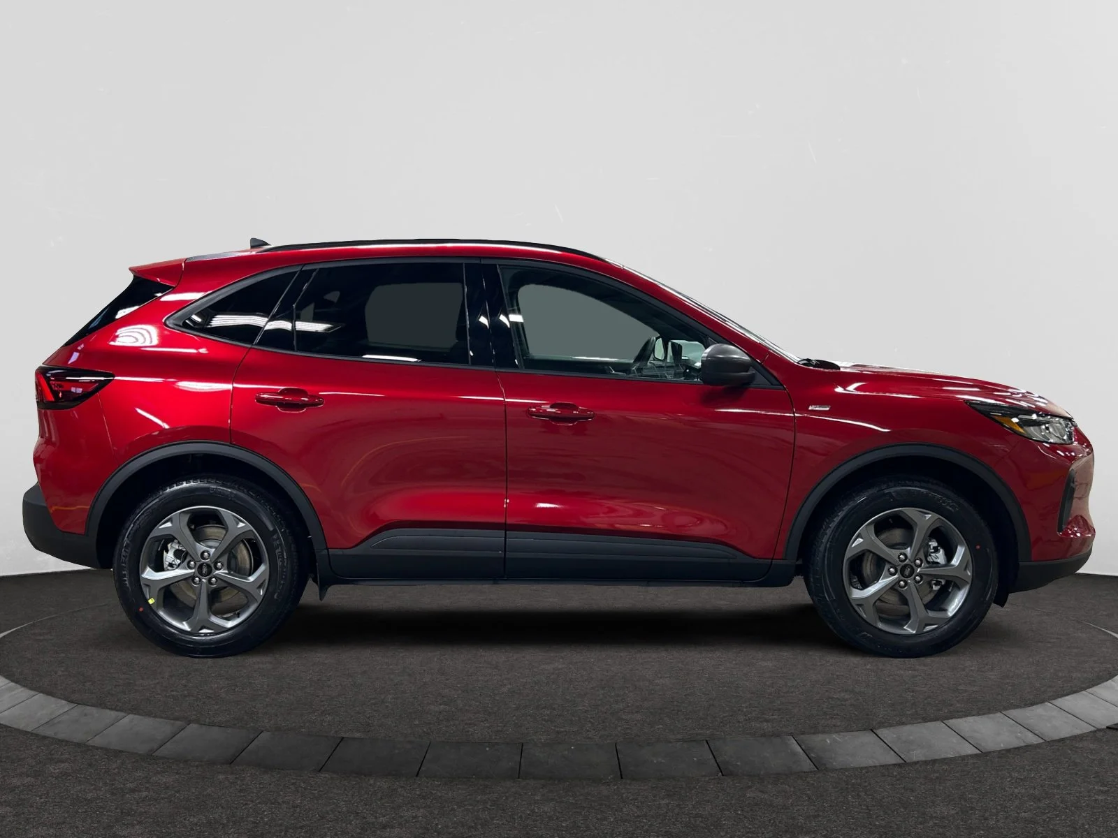 New 2026 Rapid Red Metallic Tinted Clearcoat Ford ST-Line image 6