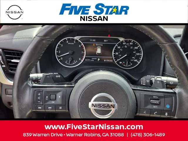 Used 2021 Red Nissan SL image 26
