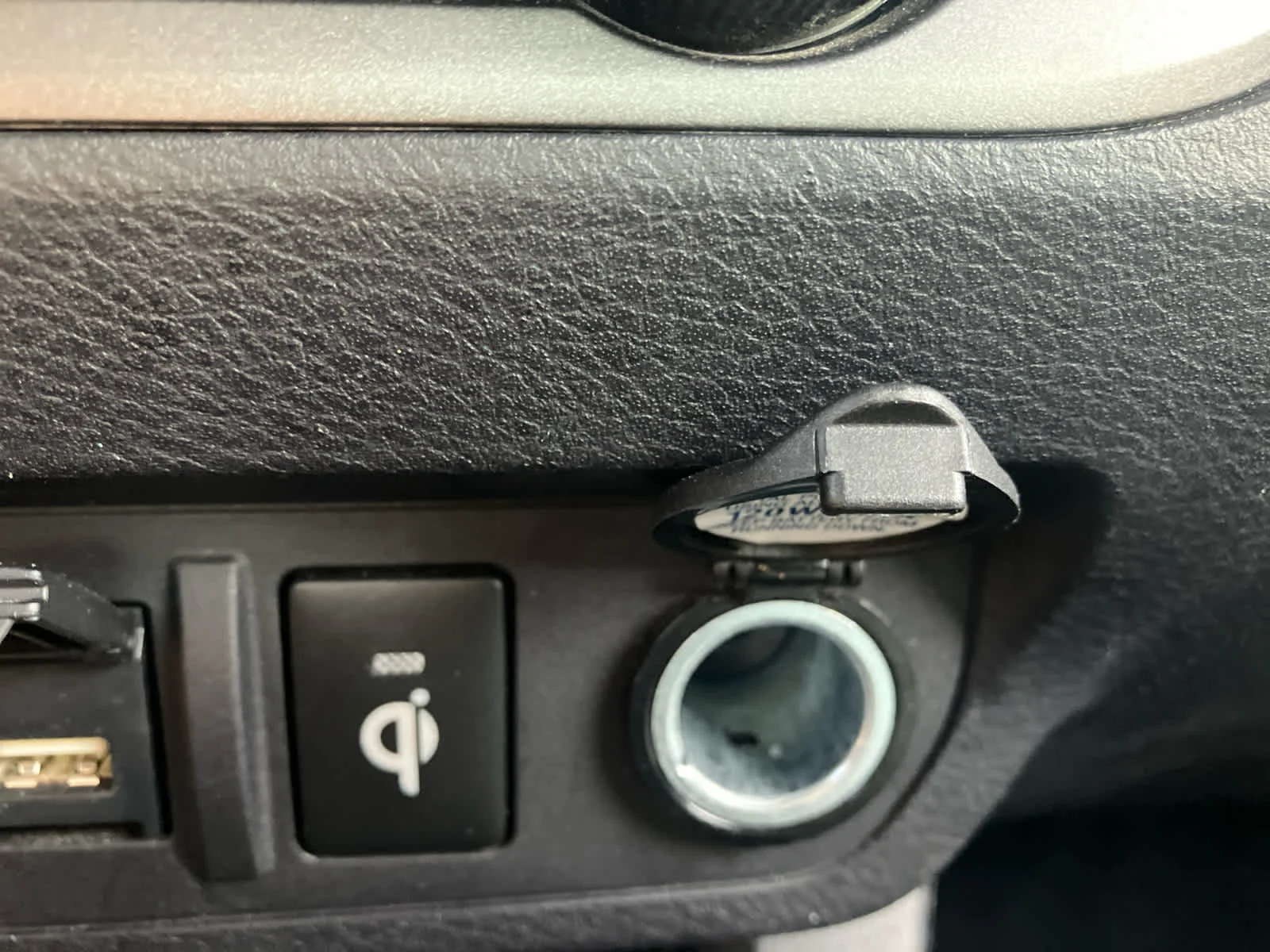 Used 2022 White Toyota TRD Off Road image 31