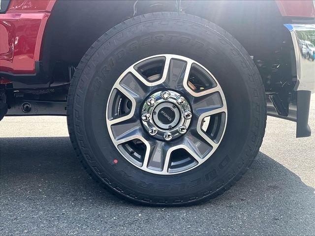New 2026 Ruby Red Metallic Tinted Clearcoat Ford Lariat image 28