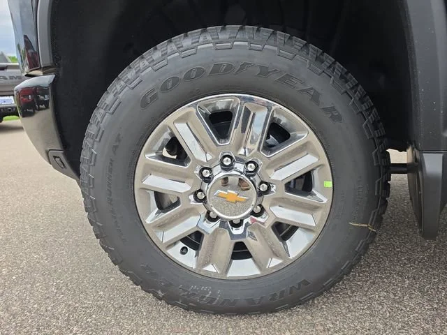 2026 Chevrolet Silverado 2500 HD High Country - Photo 13