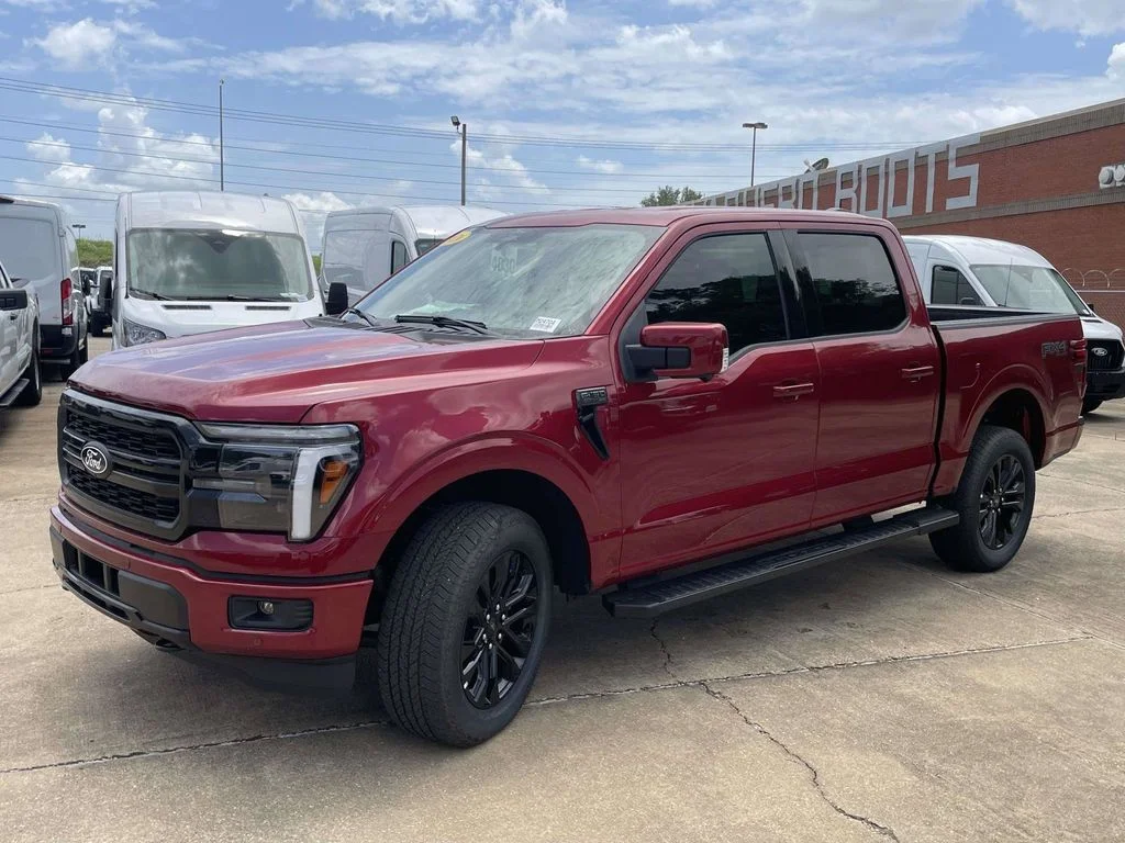 New 2026 Ruby Red Metallic Tinted Clearcoat Ford Lariat® image 7