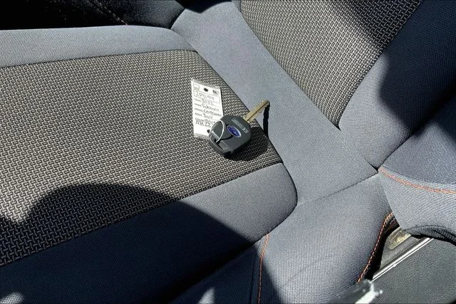 Used 2022 Horizon Blue Pearl Subaru Premium image 11