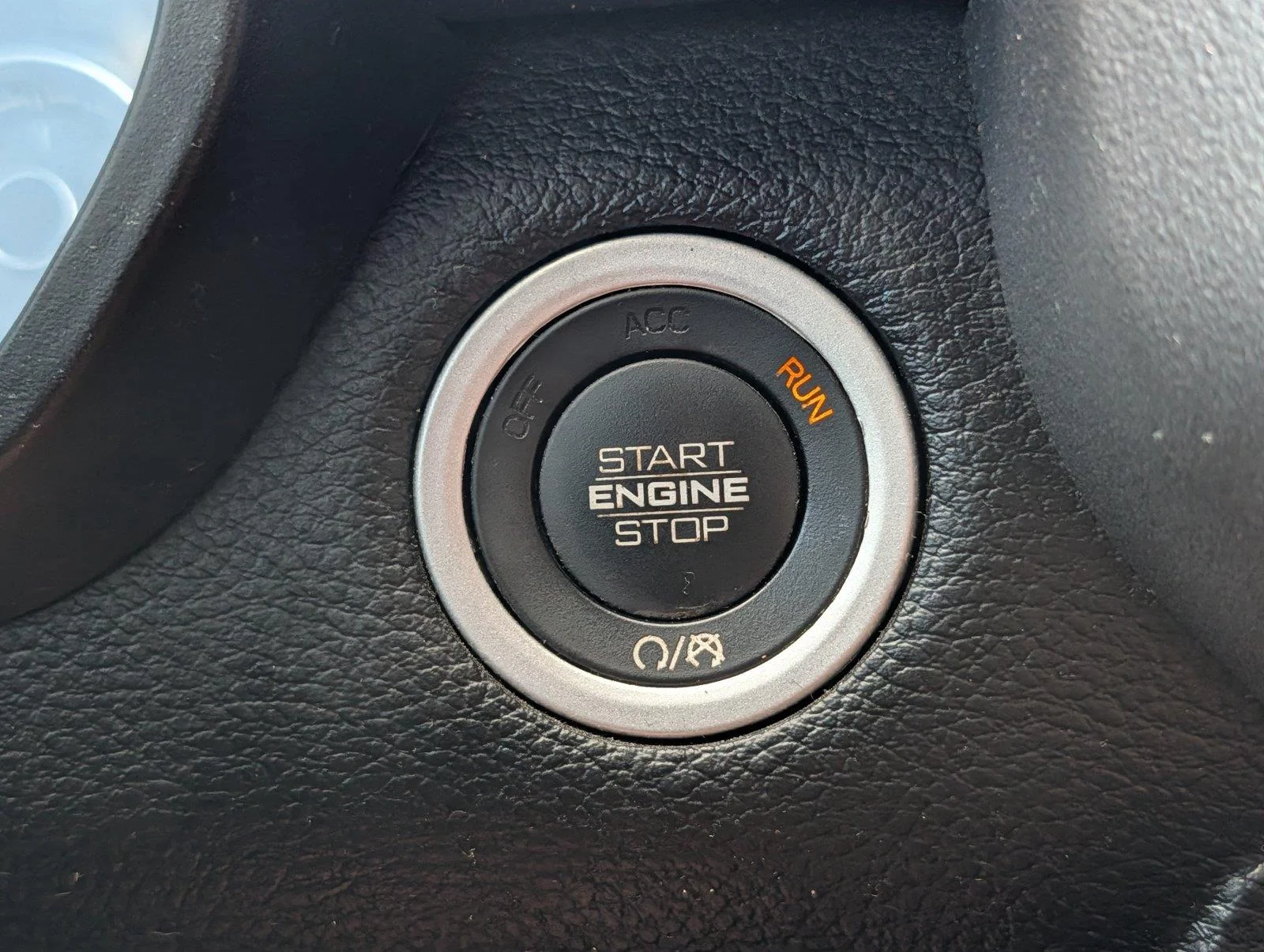 Used 2020 Granite Crystal Metallic Clearcoat Ram Laramie image 28