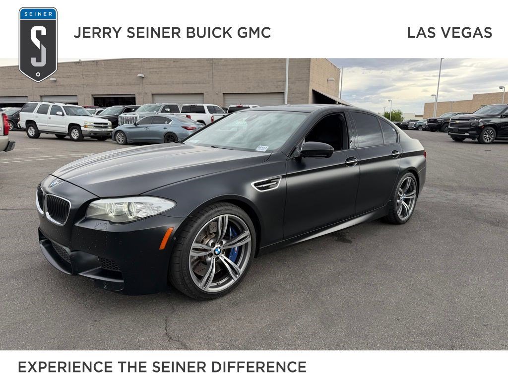 2013 BMW 5 Series M5