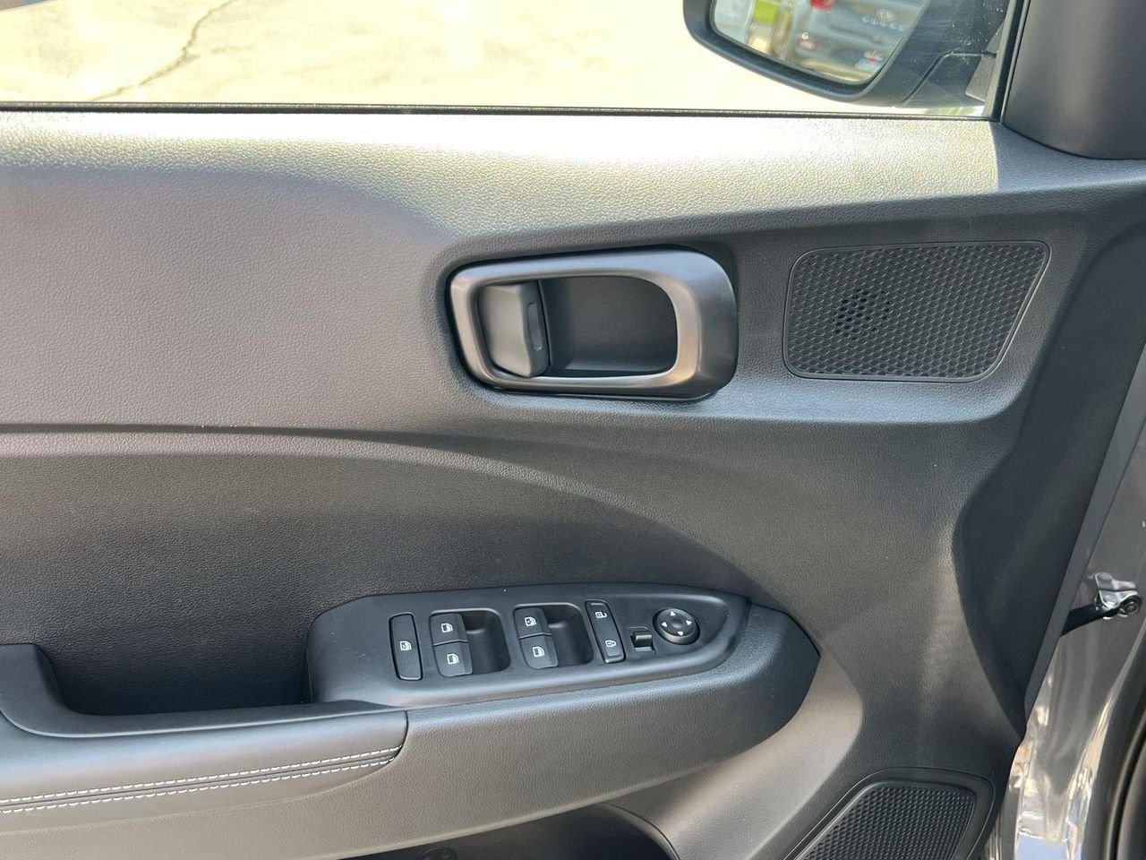 New 2026 Ecotronic Gray w/Black Roof Hyundai SEL w/Two-Tone Roof image 67