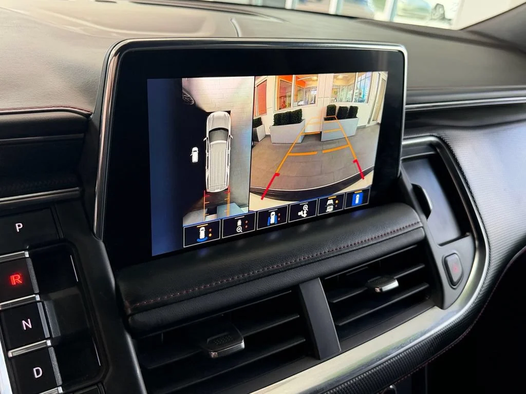 Used 2023 SUMMIT WHITE Chevrolet RST image 22