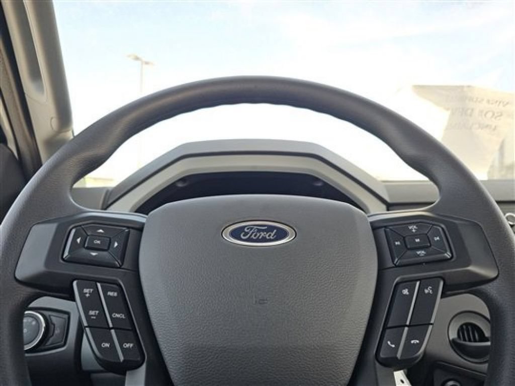 New 2025 Oxford White Ford Base image 29