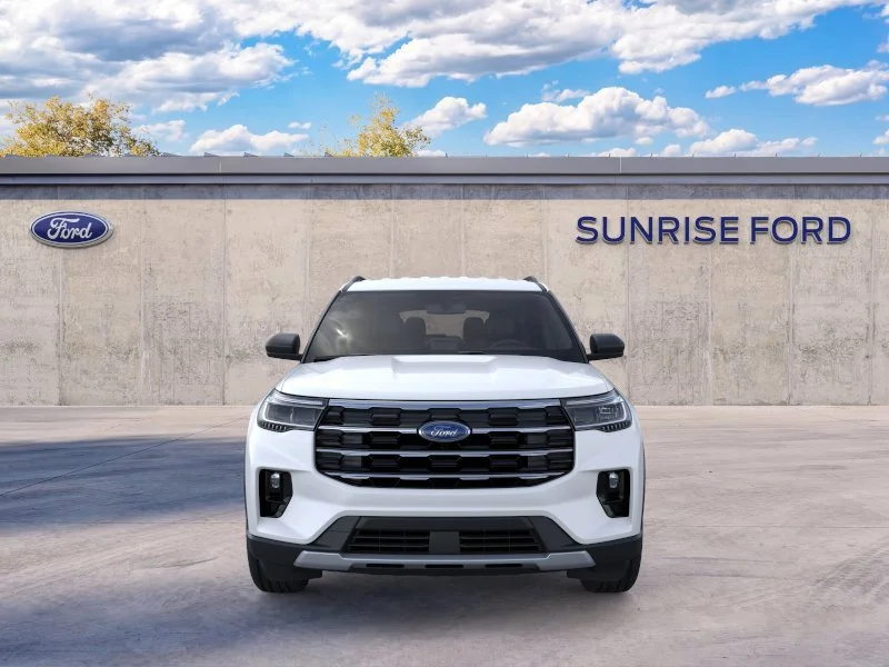 New 2026 Star White Metallic Tri-Coat Ford Active image 6