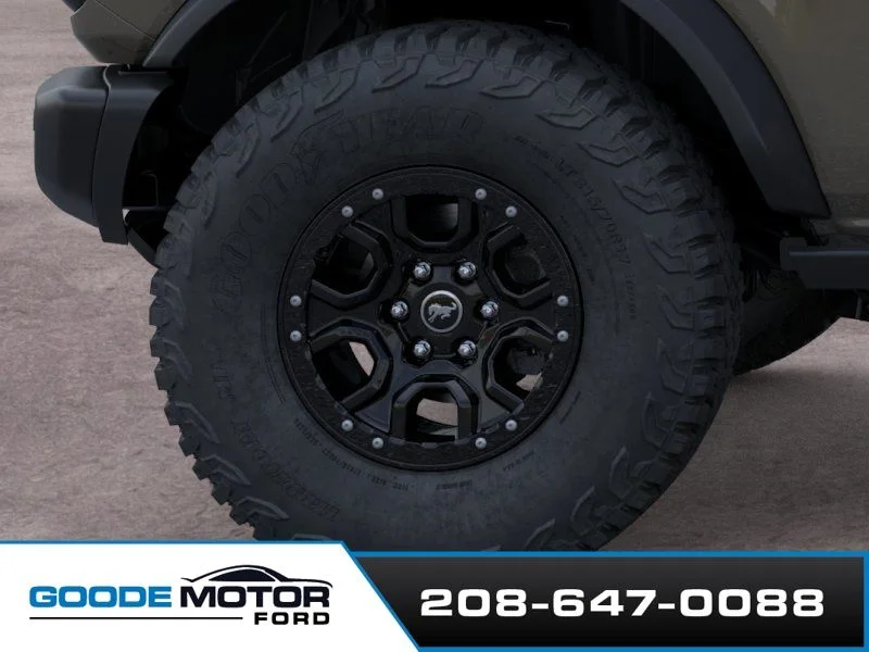 New 2026 Marsh Gray Ford Badlands® image 21