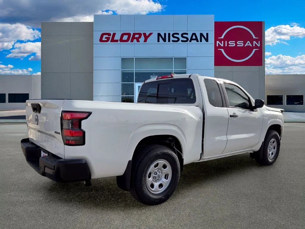 New 2026 Glacier White Nissan King Cab® S image 5