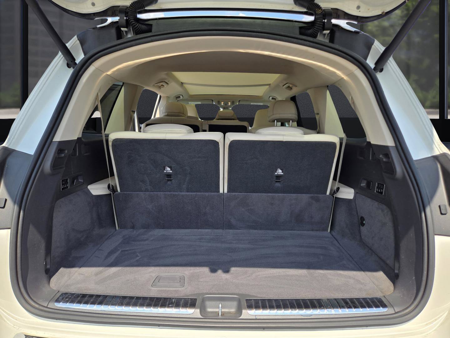 2020 Mercedes-Benz GLS GLS450 - Photo 12