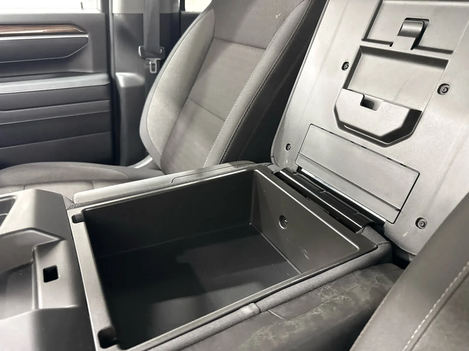 Used 2026 Black Chevrolet LT image 19
