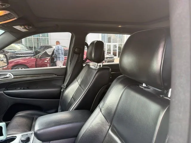 Used 2016 White/off-white Jeep Overland image 7