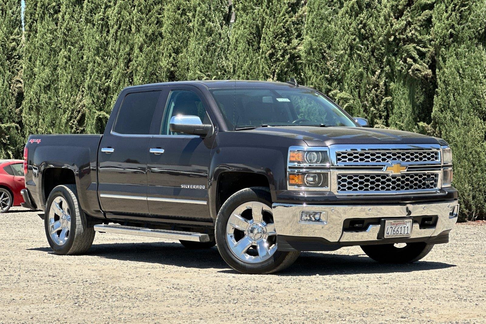 Used 2015 Tungsten Metallic Chevrolet LTZ image 1