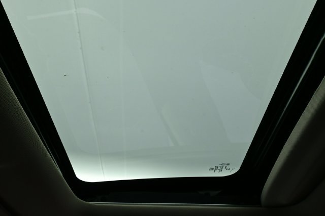 New 2027 Platinum White Pearl Honda EX image 14