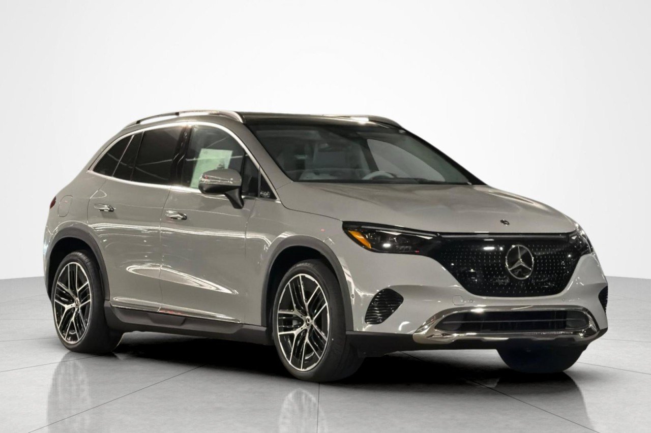 New 2026 MANUFAKTUR Alpine Grey Mercedes-Benz EQE 320 4MATIC® SUV image 7