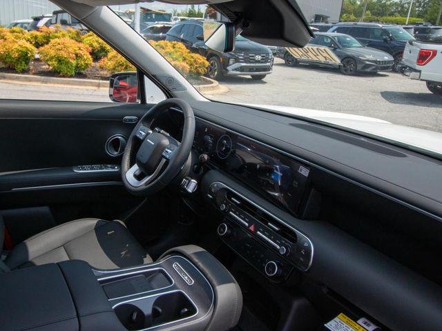 New 2026 White Hyundai Limited AWD image 19