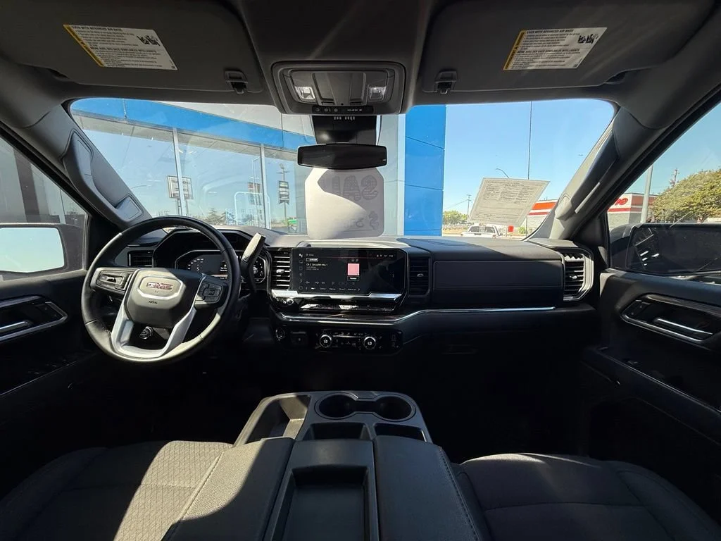 Used 2023 Onyx Black GMC Elevation image 18