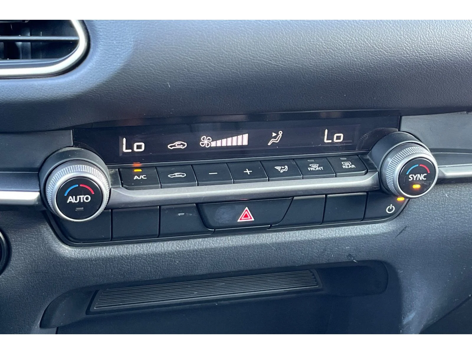 Used 2024 Platinum Quartz Metallic Mazda 2.5 S Select Sport image 28